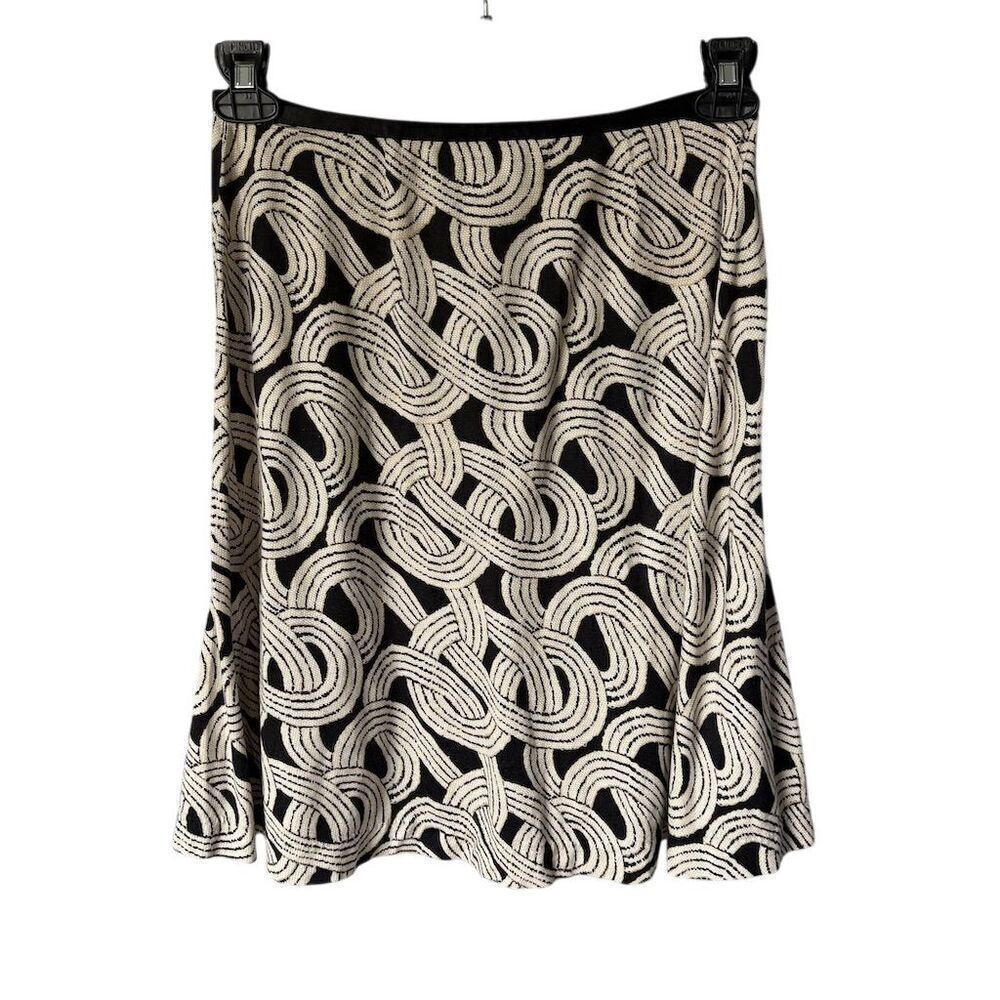 Y2K Low Rise Ann Taylor XS Black Asian Print A-Line Knee Length Skirt Lyocell
